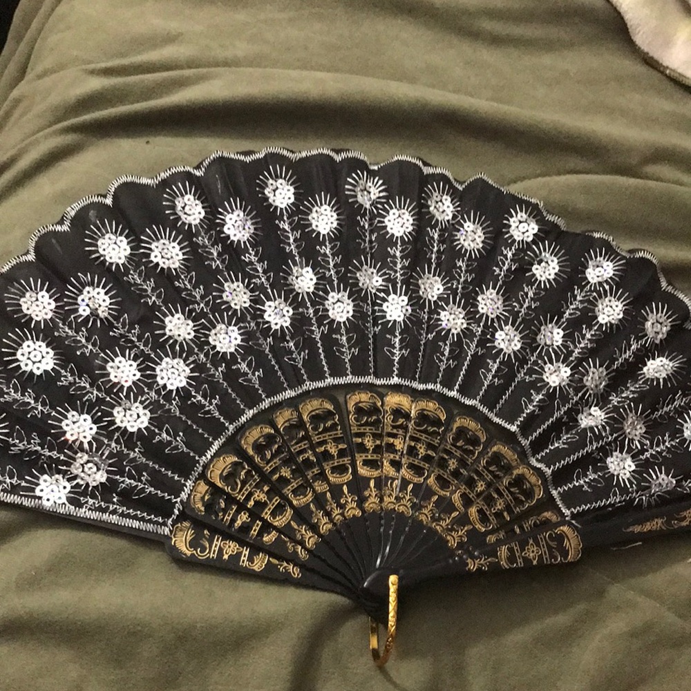 Sequin Fan ❤️